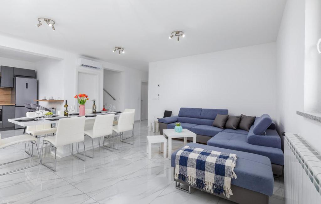 Villa Nikolina - Luxury Villa With 5 Bedrooms And Swimming Pool Vodnjan Buitenkant foto